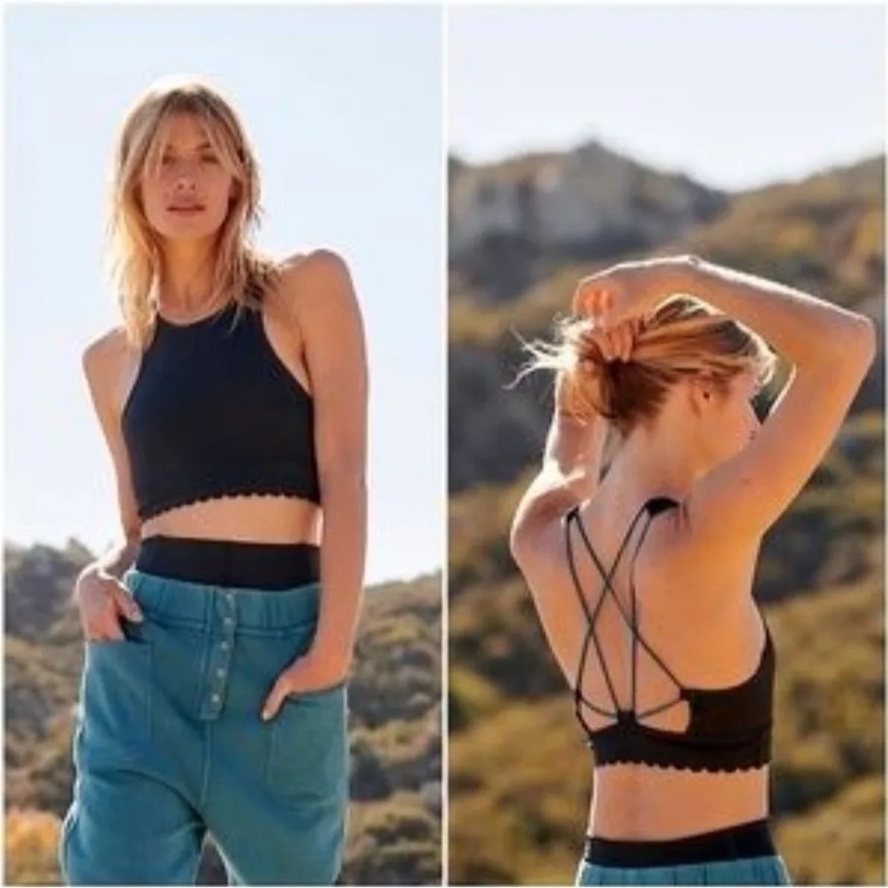 Free People Movement NWT Pinky Promise Bra Top Black & Blue Size Small